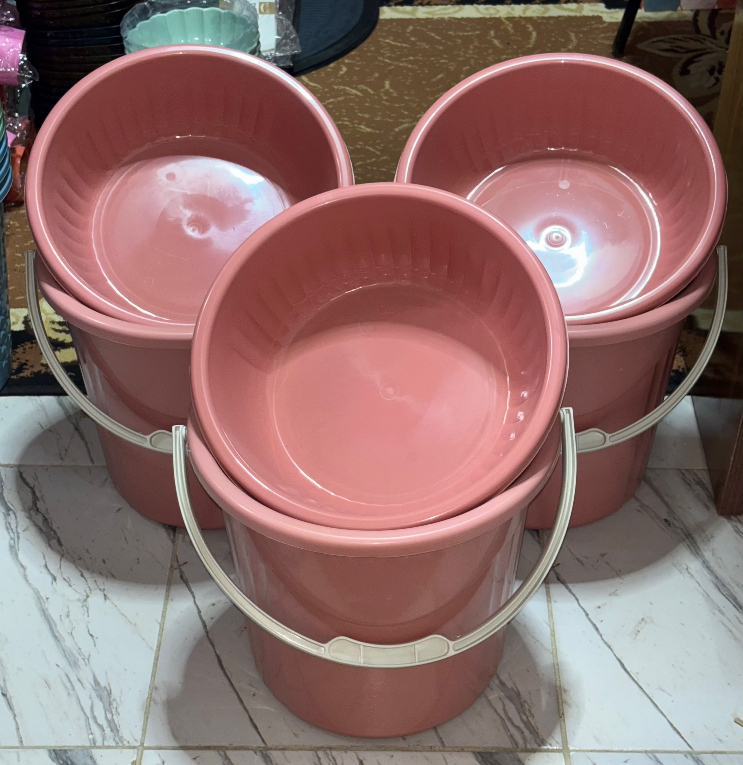 Big Bucket with Bowl